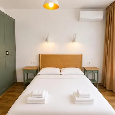 Apartamento Park 1br W/yard & Heated Mineral Pool