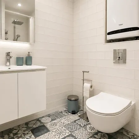 Park 1br W/yard & Heated Mineral Pool Apartamento *
